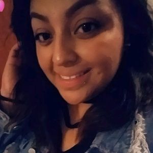 Meet your Posher, Tania